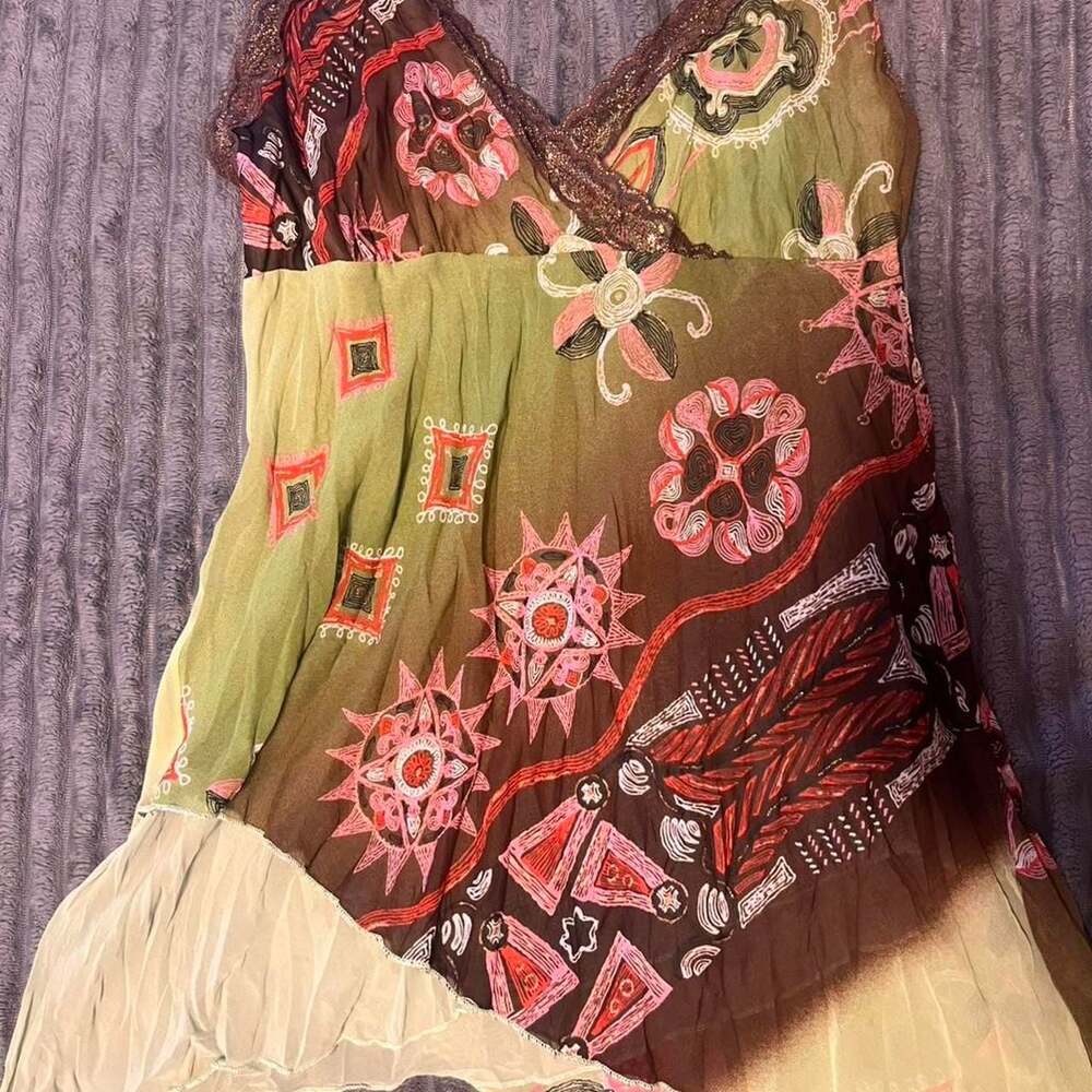 Imagine Fashion Made in Italy Crinkle Silk-Blend Cami Top